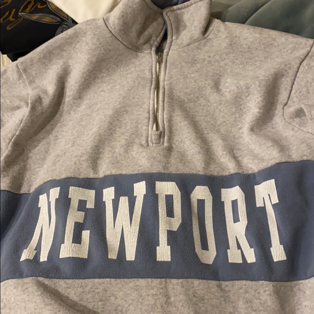 brandy melville newport half zip sweatshirt